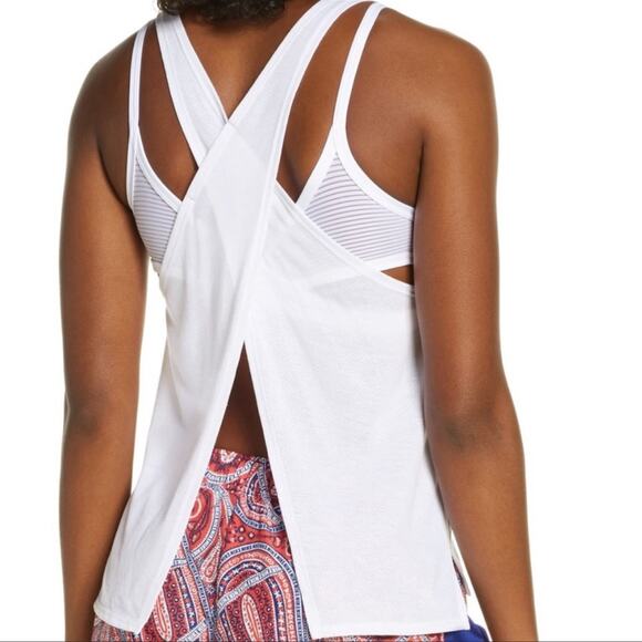 Nike Shorts NWT Tempo Red/Blue Paisley Running Athletic Dri-Fit Women's Small - Picture 11 of 11